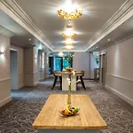 Hotel Leonardo