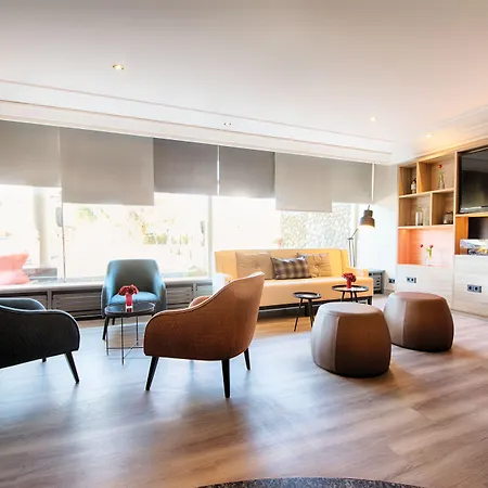 Hotel Leonardo 4*