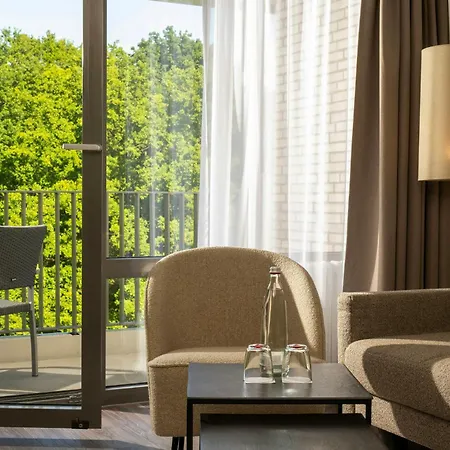 汉诺威莱昂纳多酒店 4*