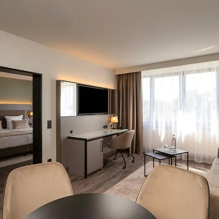 Leonardo Otel 4*